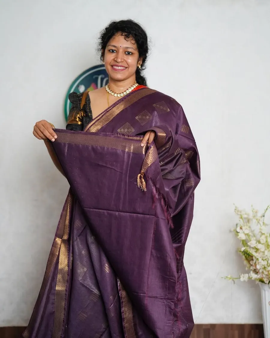 Lightweight Soft Kota Staple Saree